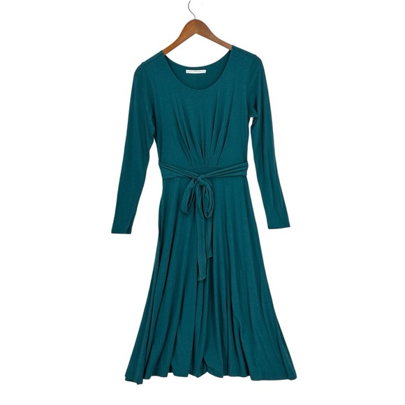 PERUVIAN CONNECTION Dress Celeste Jersey Tie Waist Midi Green - Picture 1 of 6